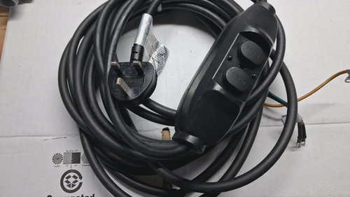 Lay spa mains - spa, power